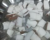 A picture of step 2 of Thakkali Chutney.