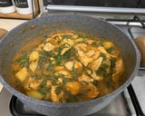 صورة لخطوة 4 من وصفة سبانخ بالدجاج 🍲