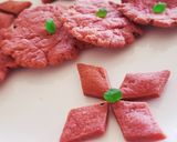 બીટરુટ ફરસી પૂરી (Beetroot Farsi Poori Recipe In Gujarati) રેસીપી સ્ટેપ4ફોટો