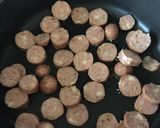 A picture of step 1 of Cheesy Sausage Tortellini.