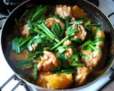 A picture of step 7 of Spicy Miso Simmered Chicken Drumsticks and Potatoes.