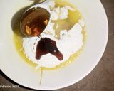 A picture of step 3 of Honey pancake.