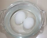 A picture of step 2 of Egg mayo sandwich.