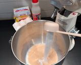 A picture of step 1 of Yemeni Honeycomb Bread.