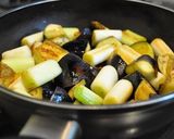 A picture of step 2 of Eggplant and Japanese Leek Stir-fry with Miso.