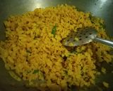 A picture of step 4 of Indori poha.