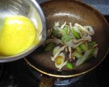 A picture of step 4 of Japanese Leek & Shimeji Mushrooms with Scrambled Egg.