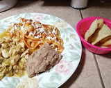 Foto del paso 6 de la receta: Fajitas de pollo en salsa de tomate fresadilla y pasta