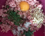 Foto del paso 2 de la receta: Patatas guisadas con albóndigas caseras, en olla exprés