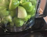 A picture of step 3 of Tomatillo Salsa.