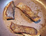 A picture of step 7 of Sea Bream Pan Fried in Butter with Balsamic Vinegar and Yuzu Pepper Sauce.
