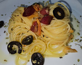 Foto del paso 6 de la receta: Spaguetini con ajoaceite, cayenas y tocineta