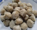Foto langkah ke 1 dari resep Bakso goreng madu wijen.