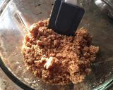 Foto del paso 2 de la receta: A la rica y clásica tarta de 3 chocolates
