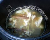 A picture of step 2 of LG's ONION CHICKEN SOUP( DANG SEN AND DRIED LILY BULBS ).