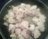 Foto del paso 2 de la receta: Cazón con almejas en salsa de limón