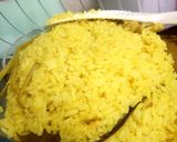 Foto langkah ke 5 dari resep Nasi kuning magic com.