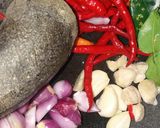 Foto langkah ke 2 dari resep Ayam tahu kecap pedas.