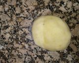 Foto del paso 3 de la receta: Bombas de papa rellena de queso 🥔
