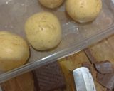 Foto langkah ke 4 dari resep Bola Labu Kuning Isi Coklat.