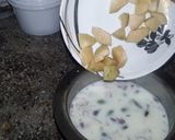 A picture of step 2 of Fruit custard.