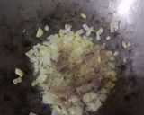 Foto langkah ke 3 dari resep Pastel Isi Kentang Wortel.