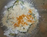 A picture of step 2 of Bitter melon pakoda.