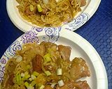 A picture of step 9 of Ramen noodles pork and green bean stirfry.