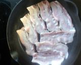 A picture of step 2 of liver and onions.