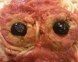 A picture of step 1 of AMIEs Halloween SPAGHETTI with Meatballs.
