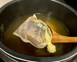 Hình bước làm 4 của món Phở gà tre