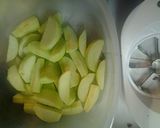 A picture of step 4 of Apple lasagna.