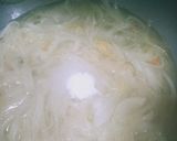 Foto del paso 3 de la receta: Calamarcitos con cebolla caramelizada 🧅 y alcachofas confitadas