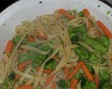 A picture of step 2 of Alfredo in 20min or less (With or Without Chicken).
