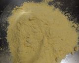 मक्की की रोटी (Makki ki roti recipe in Hindi) रेसिपी चरण 1 फोटो