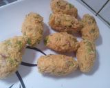 A picture of step 3 of Rice Cutlets.