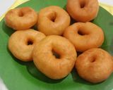 Foto langkah ke 7 dari resep Donat kampung eggless takaran sendok tahan lama.
