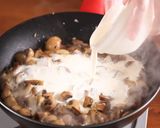 (影音)奶油蘑菇－Creamy Garlic Mushrooms的食譜步驟3照片