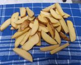 Foto langkah ke 1 dari resep Potato Wedges Simple No Ribet.