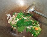 Foto langkah ke 2 dari resep Tumis Labu Siam Teri.