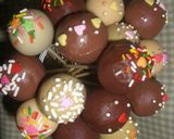 A picture of step 8 of American-Style Cake Pops.