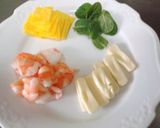 A picture of step 3 of Western-Style Temari-Zushi For Hanami Cherry Blossom Viewing Parties or Bentos.