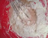 A picture of step 2 of Gulguly Donut.