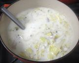 A picture of step 5 of Chicken & Spring Cabbage Cream Soup.