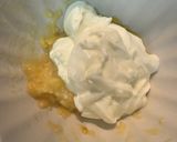 Foto del paso 2 de la receta: Yogur natural con plátano, chía y muesli