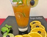 A picture of step 3 of Chia seeds orange detox drink.