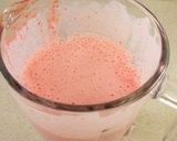 A picture of step 2 of Strawberry Yogurt Jello.