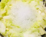 Hình bước làm 4 của món Canh cà chua cải thảo