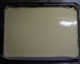 A picture of step 4 of Fluffy Strawberry Cream Swiss Roll.