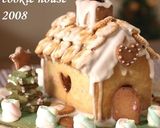 A picture of step 7 of Christmas Cookie House.